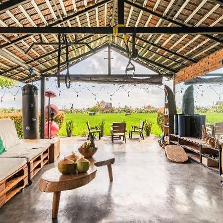 Big Brother Surf Inn Canggu Exteriér fotografie
