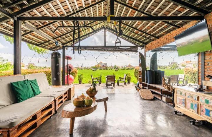 Big Brother Surf Inn Canggu Exteriér fotografie