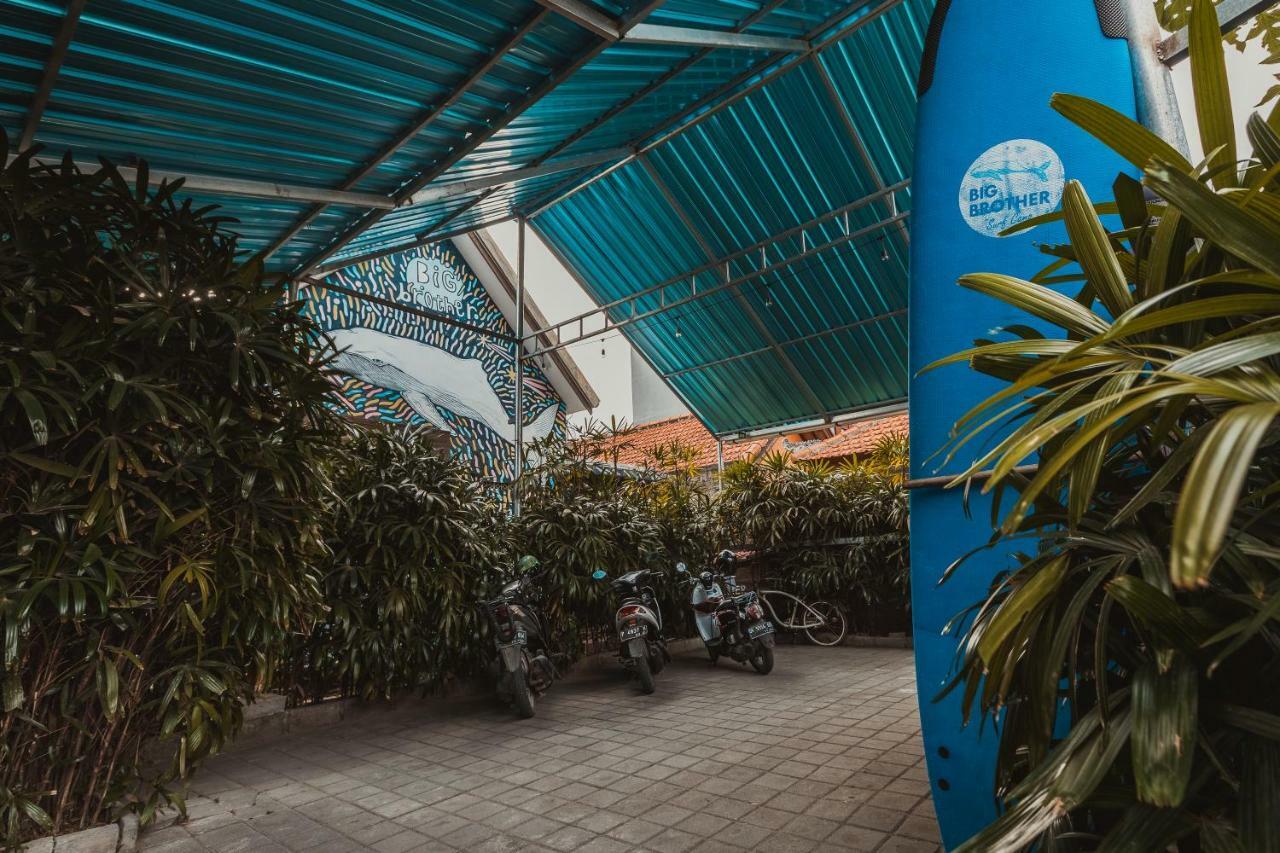 Big Brother Surf Inn Canggu Exteriér fotografie
