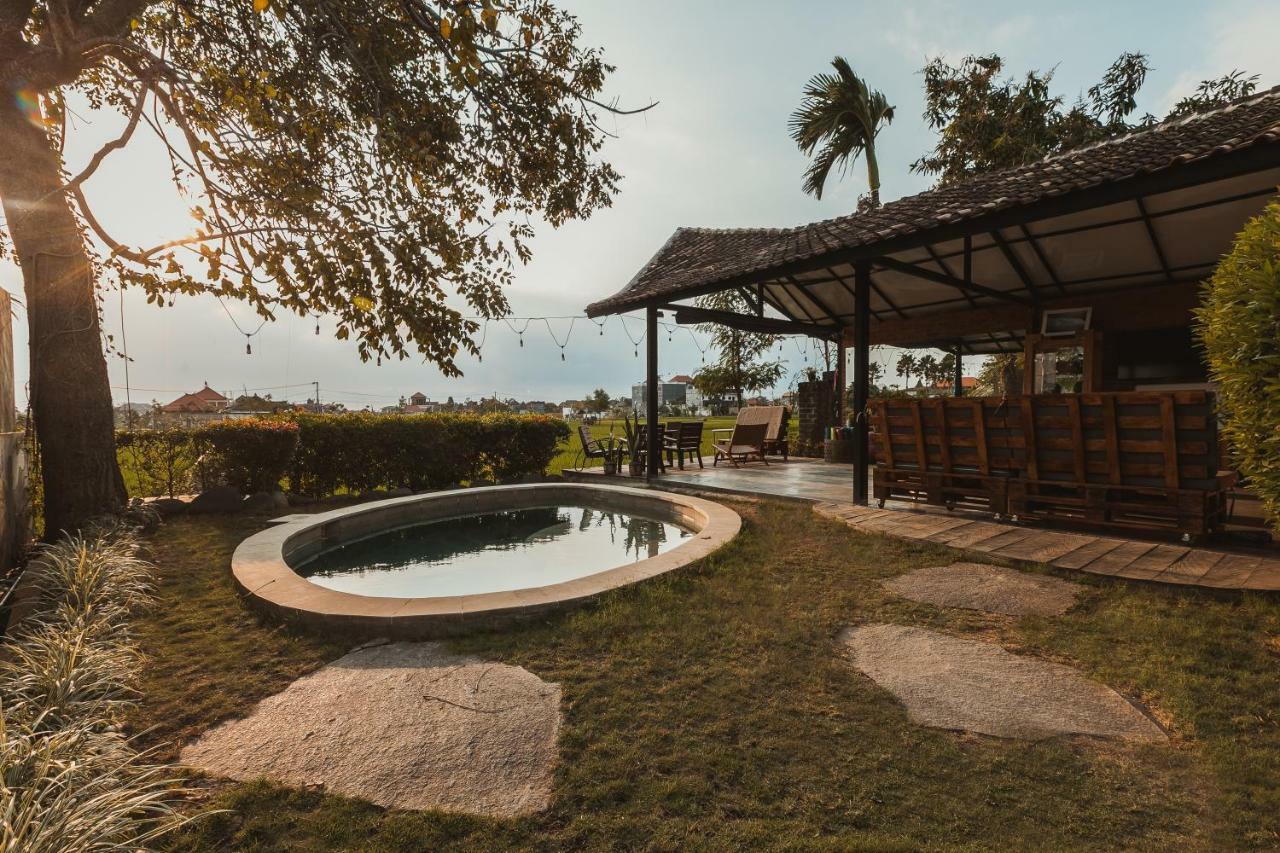 Big Brother Surf Inn Canggu Exteriér fotografie